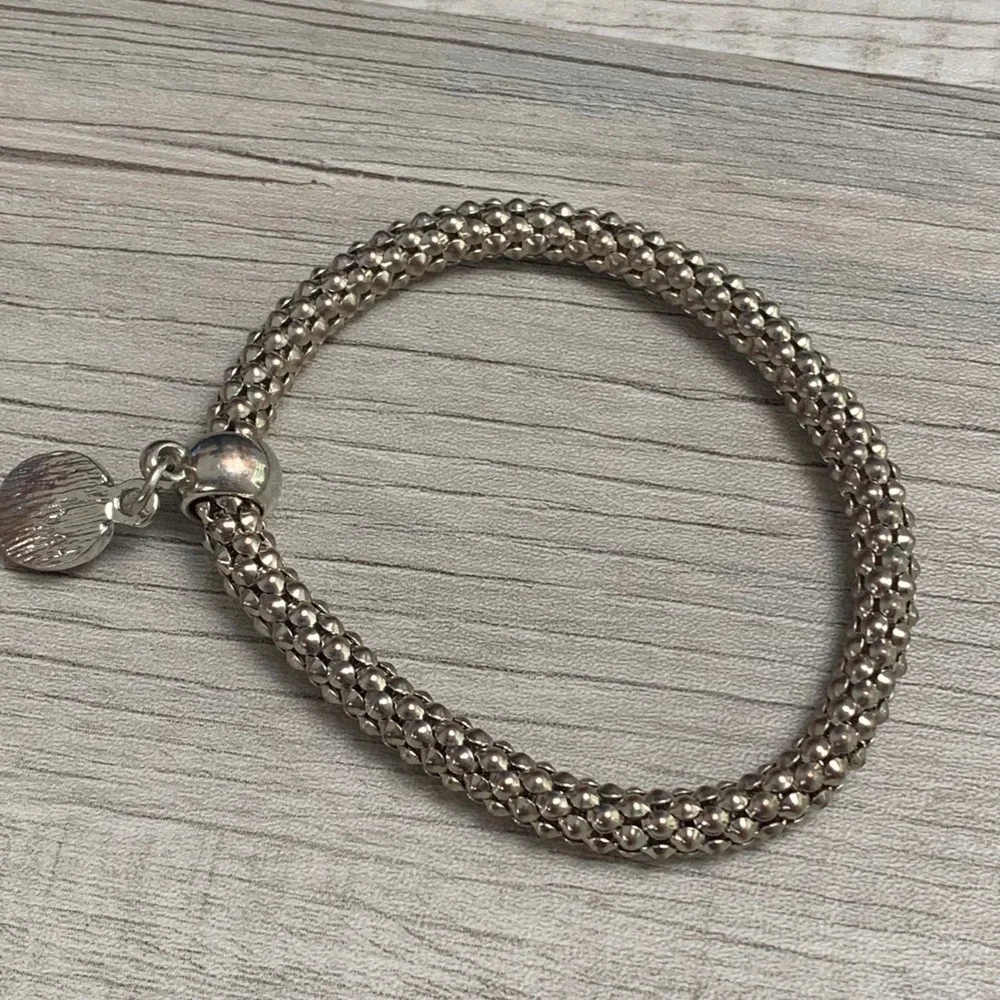 Silver Tone Popcorn Chain Stretch Bracelet Pavé Rhinestone Circle Charm 6.5